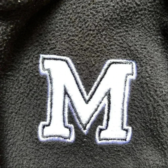 Mickey Mouse Footed Onesie Size 2T  With Hood - Picture 7 of 16